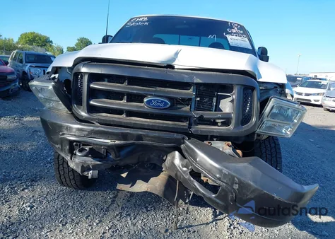 1999 Ford F-250 Lariat/Xl/Xlt из США, поврежденный, VIN 1FTNX21F3XEA40246